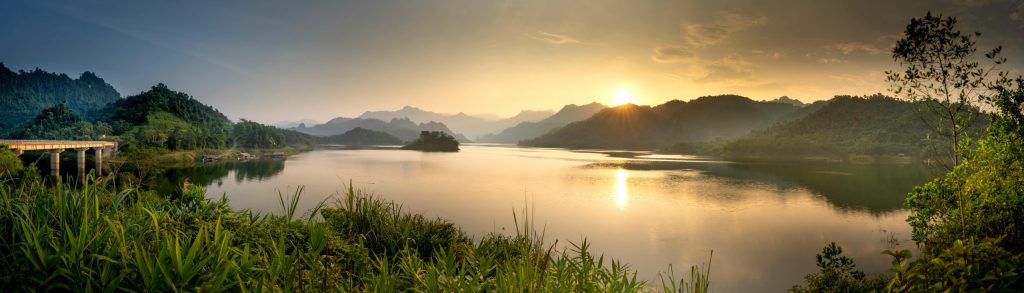 [笔记]：深圳打工人的酒局沉思：执念与新生